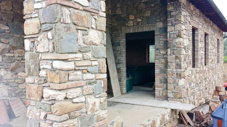 uccelliera-construction-3